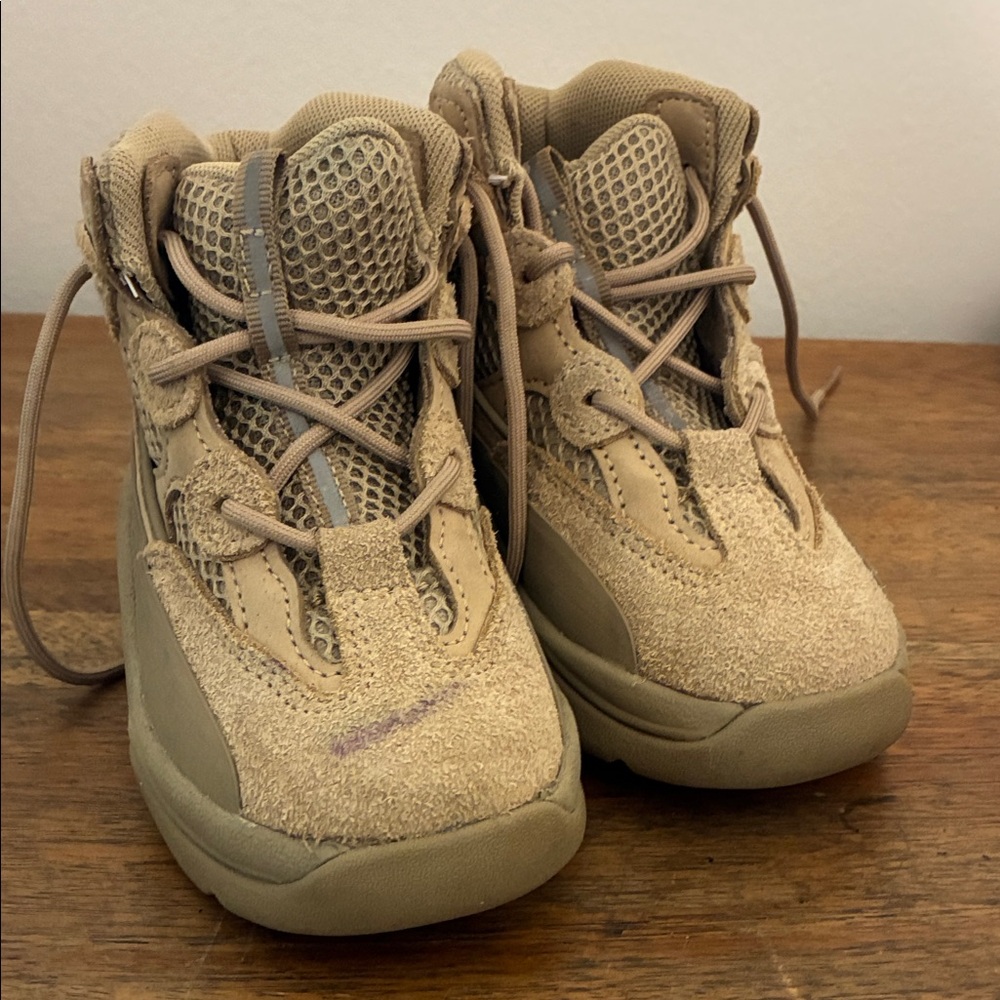 Yeezy Kids Tan Boot Sneakers